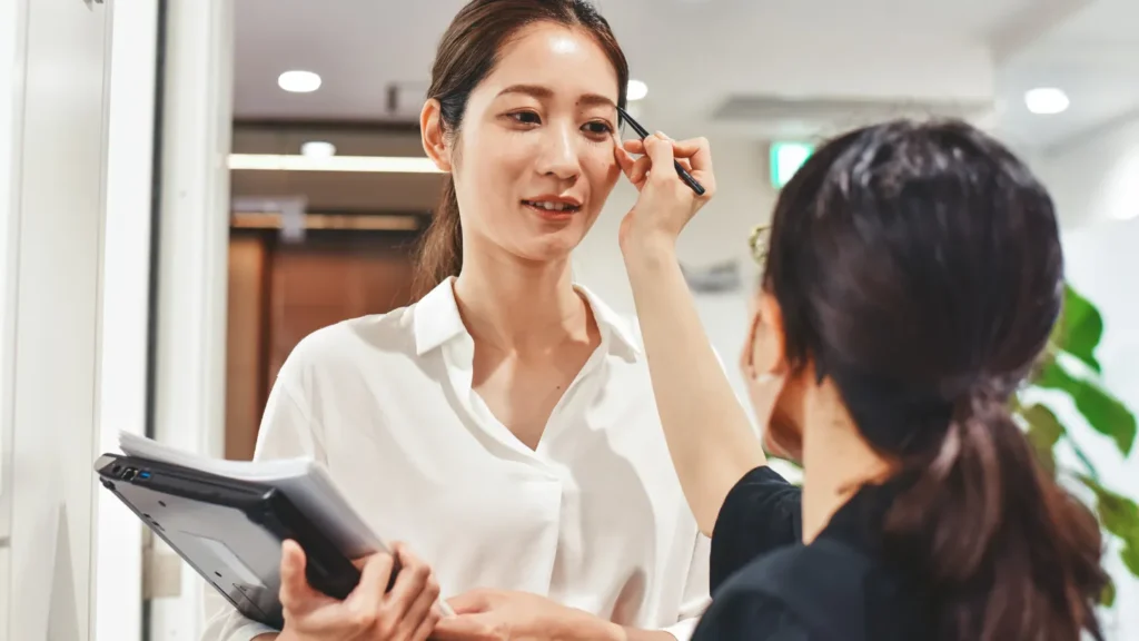 大阪 出張ヘアメイク 広告 メディア撮影 エマブール